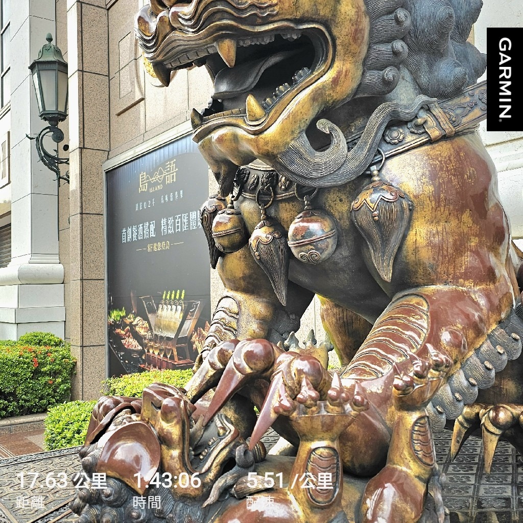 做為鄉下小孩，我從小就很愛看門獅。