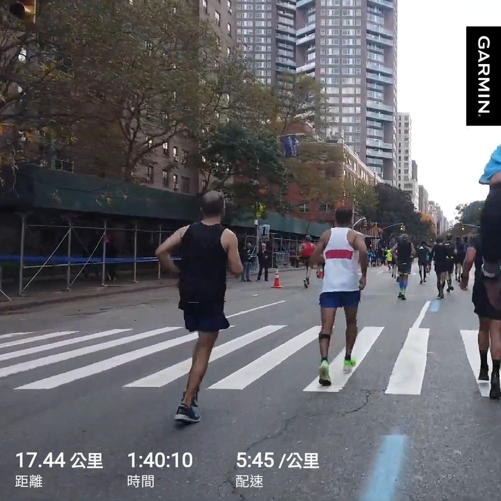 紐約棚架為什麼一整年都沒拆？法律讓屋主寧願慢慢修